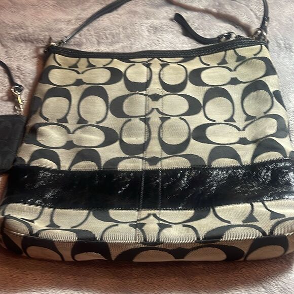 Coach purse bundle - Picture 2 of 9